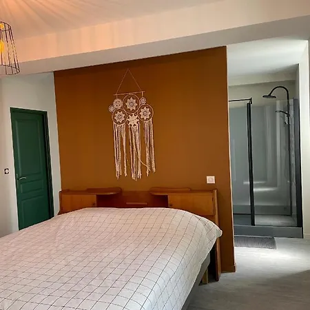 Apartment Les Pissenlits Centre Historique Saint-astier *
